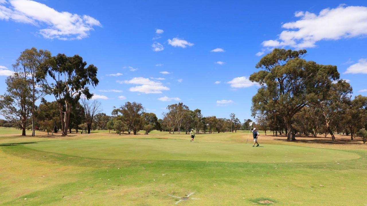 Moama Central Motel Echuca Εξωτερικό φωτογραφία